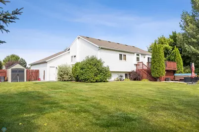 1822 33rd Street S, Moorhead, MN 56560 - Photo 33