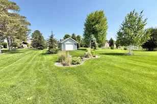910 Lake Forest Cir, Detroit Lakes, MN 56501 - Photo 51