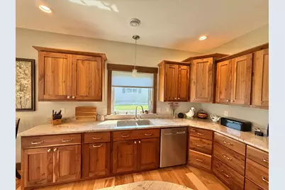 910 Lake Forest Circle, Detroit Lakes, MN 56501 - Photo 37