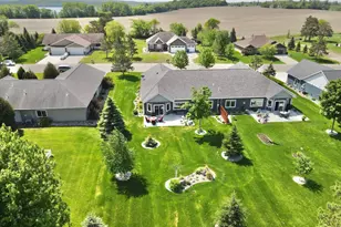 910 Lake Forest Cir, Detroit Lakes, MN 56501 - Photo 53