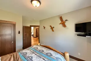 910 Lake Forest Cir, Detroit Lakes, MN 56501 - Photo 9