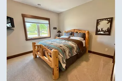 910 Lake Forest Circle, Detroit Lakes, MN 56501 - Photo 7