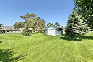 910 Lake Forest Cir, Detroit Lakes, MN 56501 - Photo 47