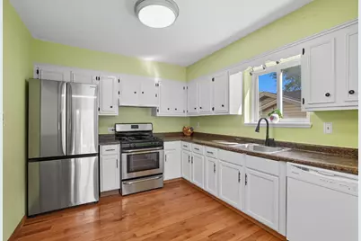 1532 Larpenteur Avenue E, Saint Paul, MN 55109 - Photo 1