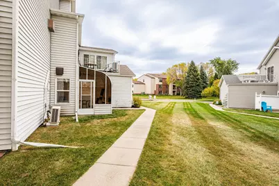 2813 32nd Street S, Moorhead, MN 56560 - Photo 25