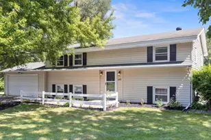 691 20th Ave NW, New Brighton, MN 55112 - Photo 1