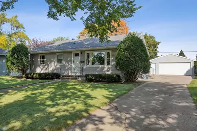 1109 14 1/2 Avenue S, Fargo,  58103 - Photo 1