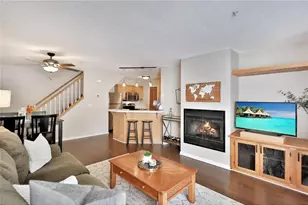 566 Mission Hills Way W, Chanhassen, MN 55317 - Photo 1