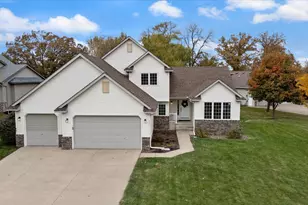 636 Ridgewood Ln, Delano, MN 55328 - Photo 1