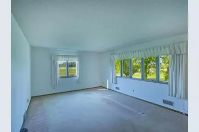 15092 Highway 15 S, Hutchinson, MN 55350 - Photo 11