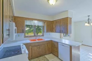 15092 Hwy 15 S, Hutchinson, MN 55350 - Photo 7
