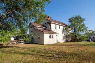 423 1st St NW, Cass Lake, MN 56633 - Photo 3