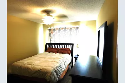 484 Hickory Lane N, Oakdale, MN 55128 - Photo 11