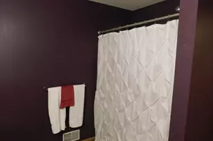 484 Hickory Ln N, Oakdale, MN 55128 - Photo 9