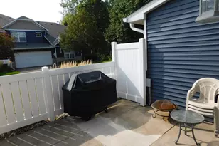 484 Hickory Ln N, Oakdale, MN 55128 - Photo 15