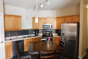 484 Hickory Ln N, Oakdale, MN 55128 - Photo 3