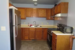 389 Roy Street N, Saint Paul, MN 55104 - Photo 5