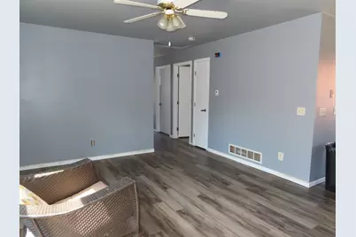 389 Roy Street N, Saint Paul, MN 55104 - Photo 13