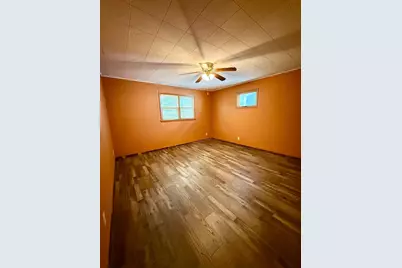 1010 Arnold Avenue N, Thief River Falls, MN 56701 - Photo 7