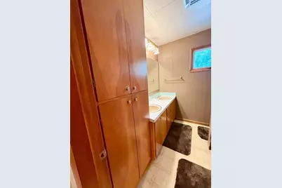 1010 Arnold Avenue N, Thief River Falls, MN 56701 - Photo 9