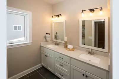 26433 Hunter Avenue, Wyoming, MN 55092 - Photo 13