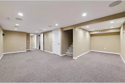 8811 Girard Avenue S, Bloomington, MN 55420 - Photo 17