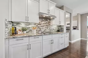 1620 Bluewater Ln, Woodbury, MN 55129 - Photo 13