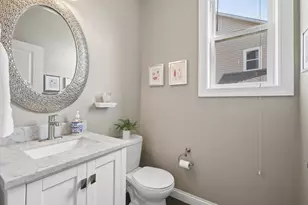 1620 Bluewater Ln, Woodbury, MN 55129 - Photo 9