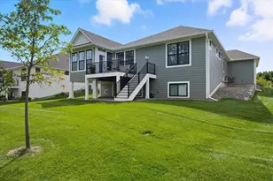 1581 Palmer Dr N, Lake Elmo, MN 55042 - Photo 49