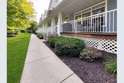 4940 Underwood Lane N #4940B, Plymouth, MN 55442 - Photo 1