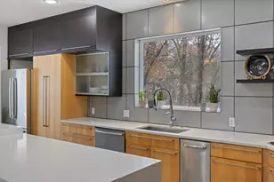 925 Cliff Rd, Eagan, MN 55123 - Photo 19