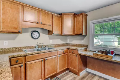 1104 W Lake Drive #5, Detroit Lakes, MN 56501 - Photo 15