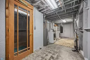2212 5th St S, Moorhead, MN 56560 - Photo 39