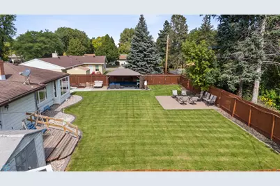2212 5th Street S, Moorhead, MN 56560 - Photo 3