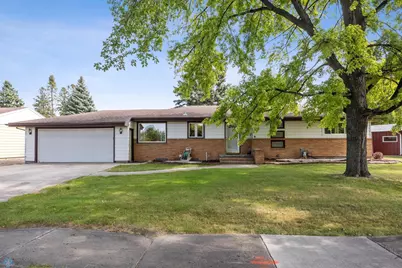 2212 5th Street S, Moorhead, MN 56560 - Photo 9