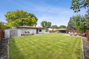 2212 5th St S, Moorhead, MN 56560 - Photo 5