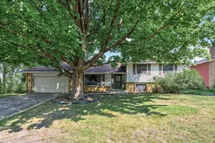 104 Knoll Cir E, Burnsville, MN 55337 - Photo 1