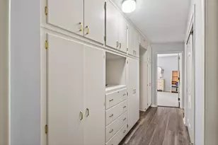 4730 Fairhills Rd E, Minnetonka, MN 55345 - Photo 37