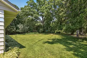 4730 Fairhills Rd E, Minnetonka, MN 55345 - Photo 45