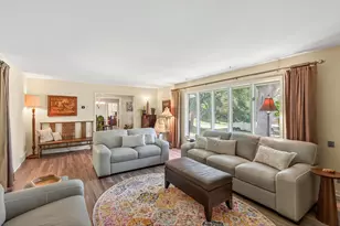 4730 Fairhills Rd E, Minnetonka, MN 55345 - Photo 9