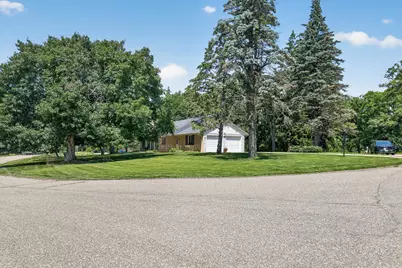 4730 Fairhills Road E, Minnetonka, MN 55345 - Photo 49