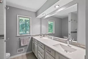 4730 Fairhills Rd E, Minnetonka, MN 55345 - Photo 27
