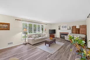 4730 Fairhills Rd E, Minnetonka, MN 55345 - Photo 9