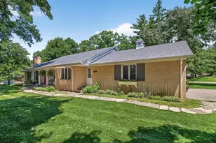 4730 Fairhills Rd E, Minnetonka, MN 55345 - Photo 5