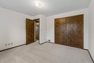 11114 Stanley Cir, Bloomington, MN 55437 - Photo 29