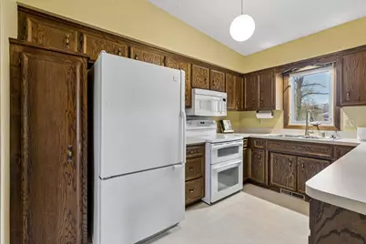 11114 Stanley Circle, Bloomington, MN 55437 - Photo 13