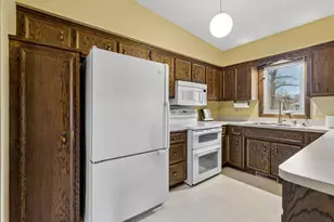 11114 Stanley Cir, Bloomington, MN 55437 - Photo 13