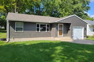 780 1st Ave SW, Wells, MN 56097 - Photo 1