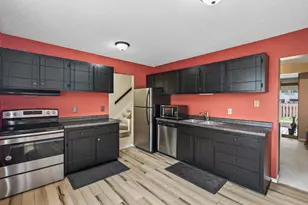 2365 Dorland Ln E, Maplewood, MN 55119 - Photo 1