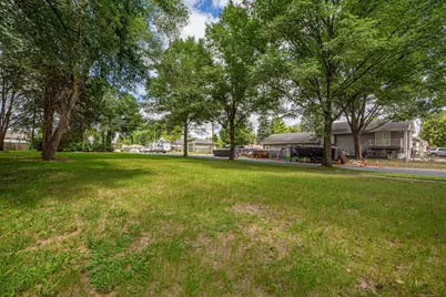 12550 Joppa Avenue S, Savage, MN 55378 - Photo 3